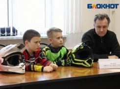 Радио-вахта из Волжского расскажет всему миру о подвиге наших предков, -  председатель ДОСААФ Сергей Забеднов