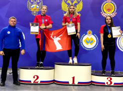 Волжские спортсмены привезли россыпь медалей со всероссийского турнира по армрестлингу