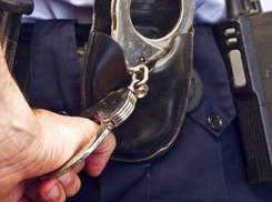 Полицейского из Волгограда осудят за взятку от призывника 