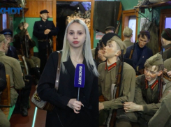 В Волжском ожили Герои: видеорепортаж с первой в мире иммерсионной выставки ВОВ