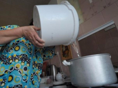 На две недели решили отключить горячую воду в Волжском