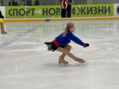 Более сотни спортсменов выступят на ледовой арене в Волжском: вход свободный