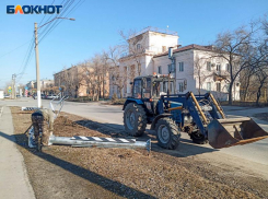 Большинство опрошенных волжан уверены, что кто-то знатно нажился на неудачном ограничителе на Набережной