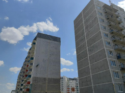 Два отца: в Волжском появится новый мурал 