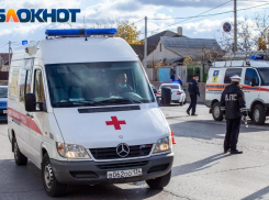Водитель иномарки сбил женщину в Волжском: переходила дорогу в неположенном месте
