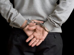 15-летнего школьника из Волгограда осудили за разбой