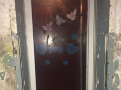 Обещанного ждут три года: аварийная служба зареклась отремонтировать лифт