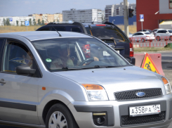 Волжским автомобилистам предложили на один день отказаться от личных машин