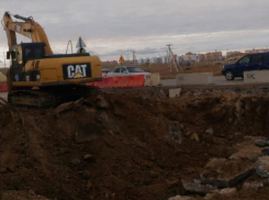 В Волжском перекрыли проспект из-за развязок чудо-моста