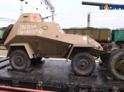 «Танки - это хороший транспорт»: волжане увидели, на чем воевали их деды