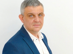 «Аварий меньше будет»: Дмитрий Махонин решил вопрос по нерегулируемому перекрестку в рамках работы с обращениями волжан