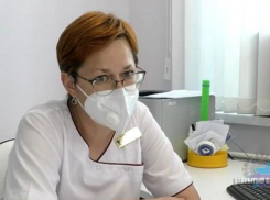 Кому противопоказана прививка от коронавируса рассказал врач из Волжского