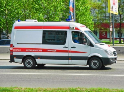 Пожилой мужчина, перебегавший дорогу в неположенном месте, оказался под колесами «Лады» 