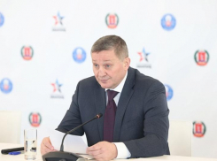 Бочаров увеличил выплаты участникам СВО из Волгоградской области до 1,7 млн рублей