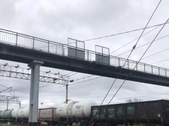 На станции Волжский после ремонта открыли пешеходный мост длиной 189 метров