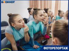 Фотограф заглянул за кулисы танцевального конкурса