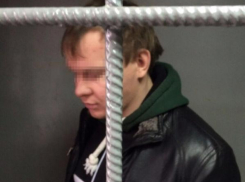 В Волгограде задержали молодого налетчика, терроризировавшего точки экспресс-кредитов