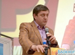 Олег Пахолков: Англо-саксонский мир как не любил нас, русских, так и не будет любить