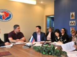 Облизбирком Волгограда решил вопрос о спорном мандате депутата Константина Калиона