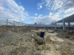 Волгоградец погиб от обвала грунта в траншее