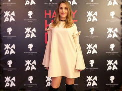 Юлия Ковальчук показала волжанам потрясающие формы после родов первенца