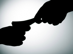 В Волжском адвоката заподозрили в подкупе свидетеля-школьника