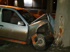  ДТП в Волжском: в машине находилось четыре человека