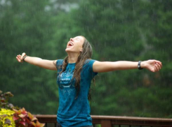 Дождь вызвали волжане мольбой о спасении от жары