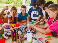 Для волжских школьников готовится открытие загородных и пришкольных лагерей