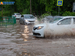 Грозовая буря надвигается на Волжский