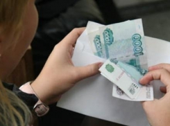 В Волжском после вмешательства прокуратуры инвалидам выплатили зарплату