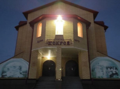 В Волжском освятили новый храм