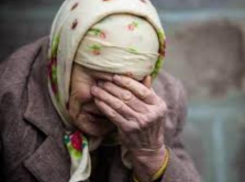 Соседка чуть не оставила бабушку из Средней Ахтубы без квартиры, пообещав пожизненный уход 