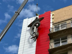 Волжанам месяц не выплачивают зарплату за участие в капитальном ремонте больницы Фишера