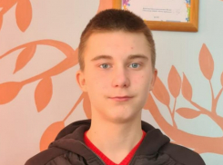 В Волжском 15-летнего парня отправляют в детский дом: остался без мамы и бабушки