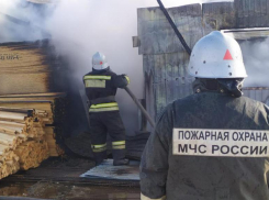 В Среднеахтубинском районе произошли два пожара