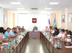 23 сотки для бизнеса и 377 метров газа: что поделили депутаты Волжского