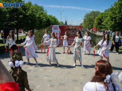 Приносить радость себе и окружающим советуют звезды: гороскоп на 12 мая