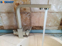 В Волжском снова отключают горячую воду: список районов