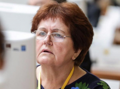 Пожилые волжане предпочли интернет старому способу оформления бумажек