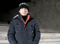 Мужчина в желтой куртке без вести пропал в Волгограде