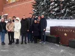  «Хранить память о войне - святой долг каждого из нас»: Ирина Гусева приняла участие в акции от «Единой России»