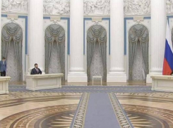 Путин объявил о решении признать ДНР и ЛНР