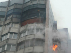 В Волгограде при пожаре эвакуировали более 20 человек