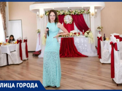 Волжская ведущая праздников рассказала о нелепых обычаях и назойливых гостях