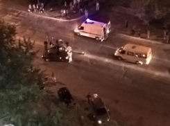 Пострадавшего под колесами «десятки» увезли на «скорой» в Волжском