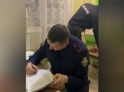 Убийство по пьяни: жительница Волжского зарезала сожителя во время ссоры