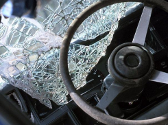 В Волжском 69-летняя женщина попала под колеса автомобиля