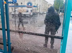 Волжане не верят, что директора мебельного магазина взломали: отправил клиенту непристойное фото