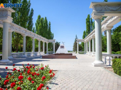 Неприятный запах в воздухе мешает жителям Волжского